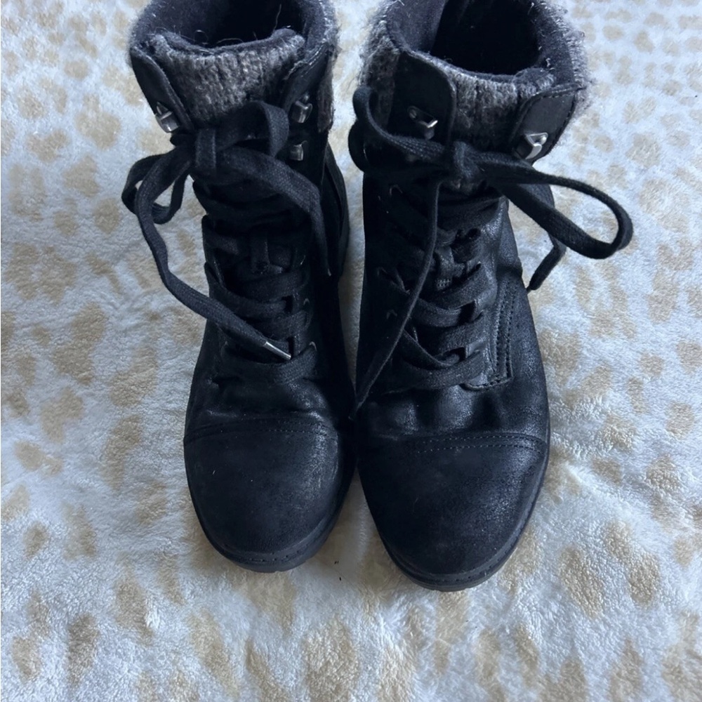 Stylish Black Women's Boots